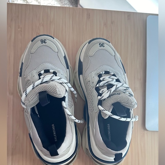 Balenciaga sneakers - Picture 4 of 4